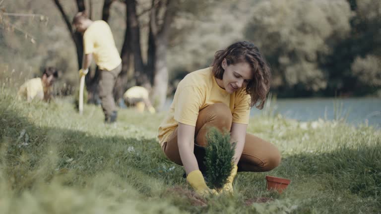 Best Tree Maintenance Programs  in Santa Clara, OR